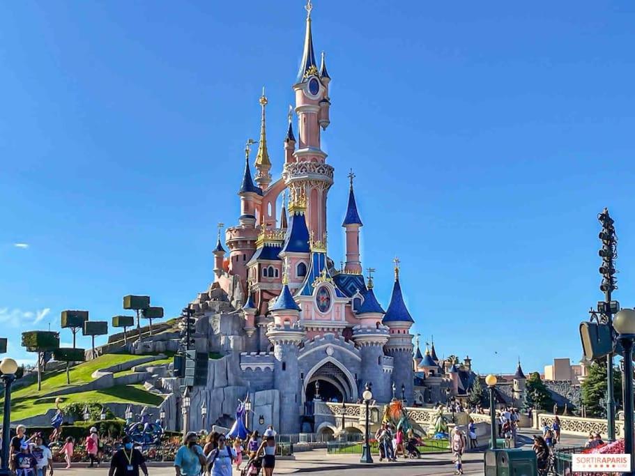 Appartement Confortable Proche Disneyland Paris ブシー・サン ・ジョルジュ エクステリア 写真