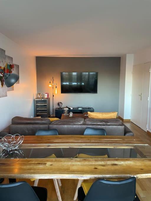 Appartement Confortable Proche Disneyland Paris ブシー・サン ・ジョルジュ エクステリア 写真